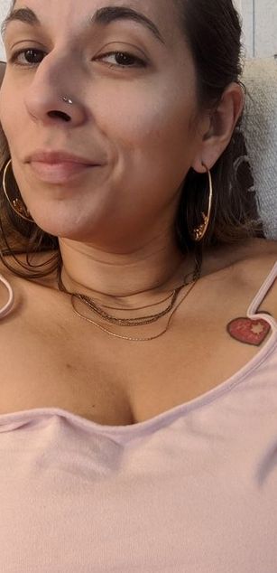 Model - Nikki Stellar milf