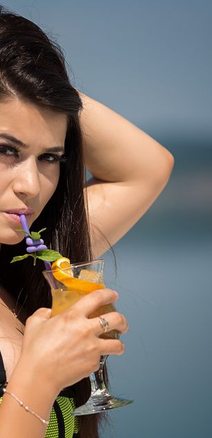 Model - AmbraDevine 2