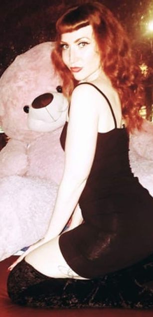 Goddess Loretta findom Model - Goddess Loretta findom