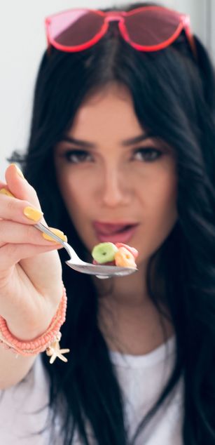 Model - EmilyPrada deepthroat