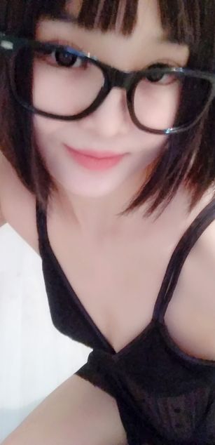 Maimin striptease Model - Maimin striptease
