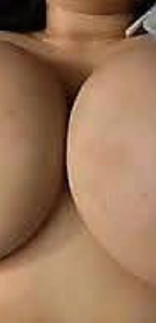 Model - maya bigboobs