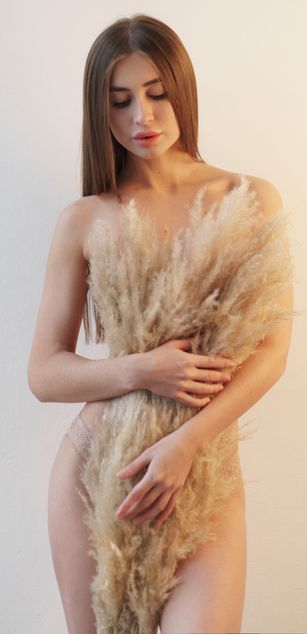 Model - Mary teen