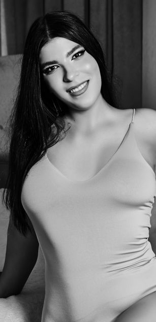 Model - SiennaQuinn deepthroat