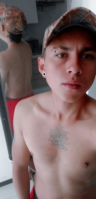 Model - ANDRES1369 Hot