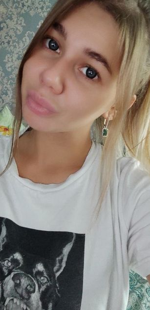 Model - HolyXJulie roleplay