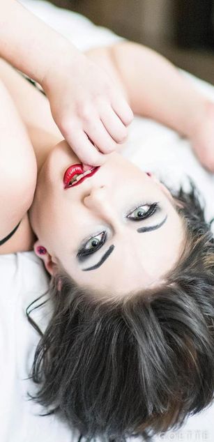 Model - Mistress Raven 2