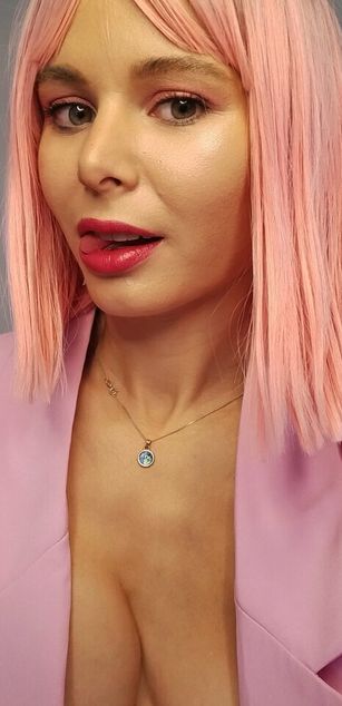 Agata Bryant sexy Model - Agata Bryant sexy