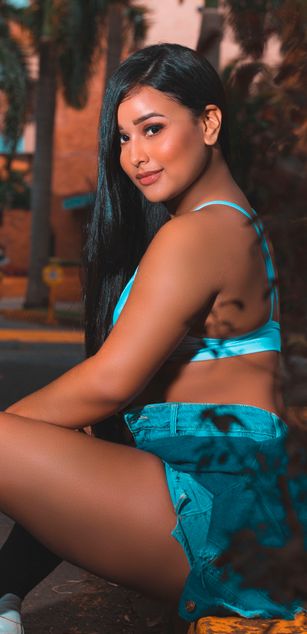 Abby Marshall deepthroat Model - Abby Marshall deepthroat