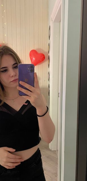 Model - Caitlin_Carey dirtytalk