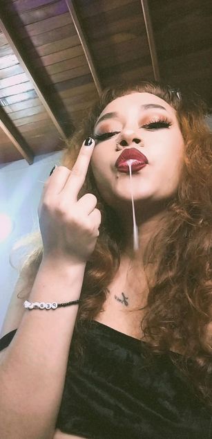 Model - VICTORIA_R98 hairy