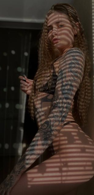 NaomiLisss dp Model - NaomiLisss dp