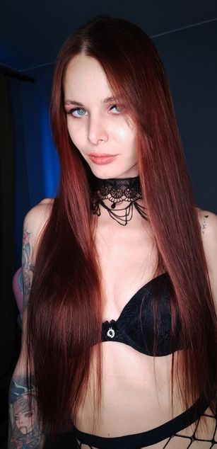 Model - Agata Bryant sexy