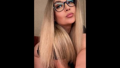 Angelaspeachmmm on SkyPrivate