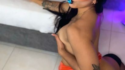 Zhoe Kiss live on SkyPrivate -  Zhoe Kiss on SkyPrivate