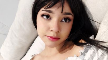 Bella Sky on SkyPrivate