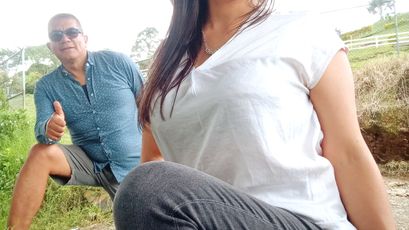 Manu and Cata - hallowtease