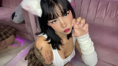 Chloe Moon on SkyPrivate