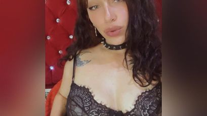 HollyDirtySlut on SkyPrivate