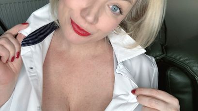 SophieBarnesUK on SkyPrivate