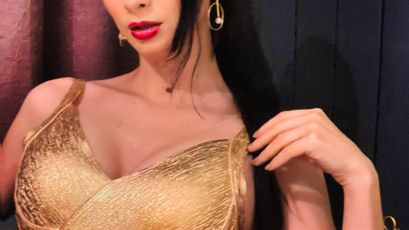 Diana Moore on SkyPrivate