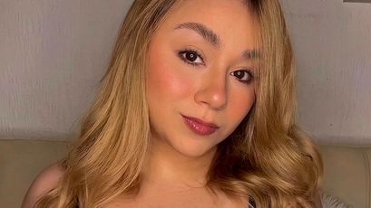 CharlotteLaBouff on SkyPrivate