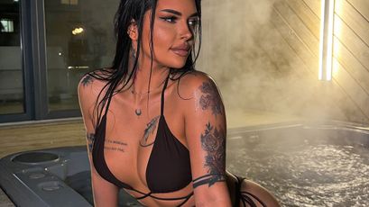 GipsyGoddess on SkyPrivate