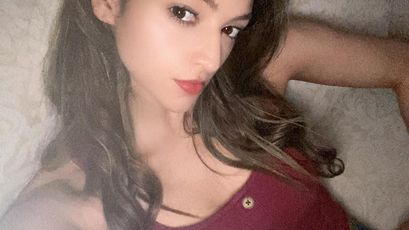 Bella_Belucci on SkyPrivate
