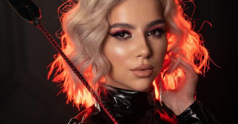 Mistress Anna Profile picture - Mistress Anna
