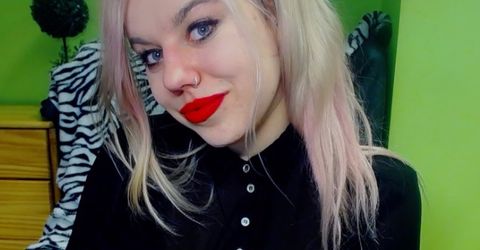LARISSA Profile picture - LARISSA