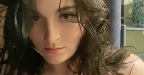 Violet Syns Profile picture - Violet Syns
