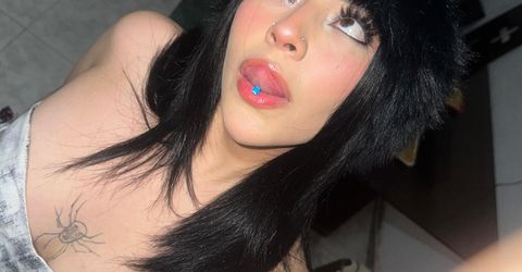 Darkityhorny15 Profile picture - Darkityhorny15