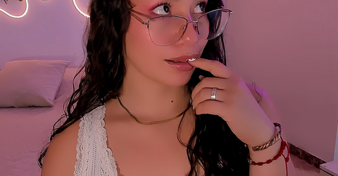Emma Torres Profile picture - Emma Torres