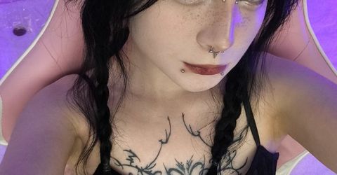 MiaScarlett Profile picture - MiaScarlett