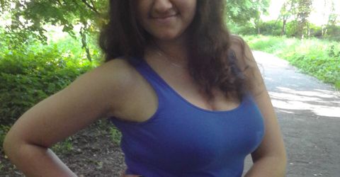 lovely brunette Profile picture - lovely brunette