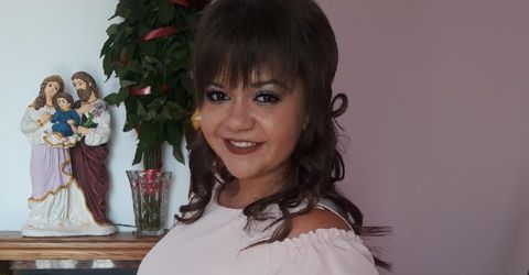 Dellsenela Profile picture - Dellsenela