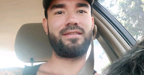 Profile picture - victor
