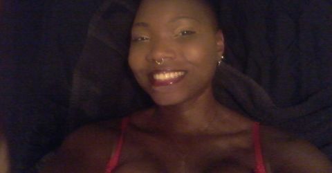 Queen Nia Profile picture - Queen Nia