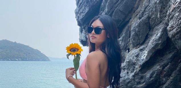 Lilly Tan Model - Lilly Tan