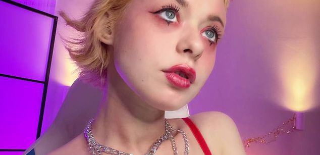 Model - Katie Melone shy