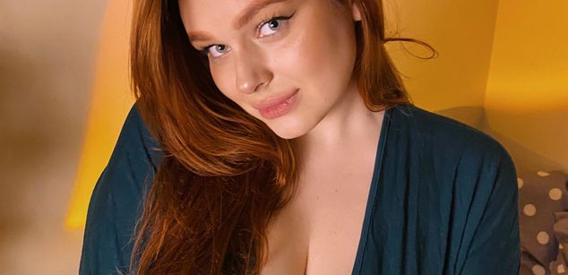Model - LanaRayodos beauty
