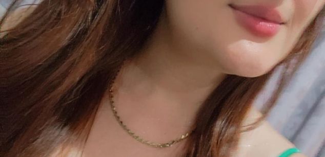 Model - Lucy Jonns squirt