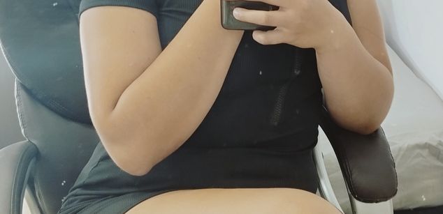 Model - Vicky_megan25 striptease