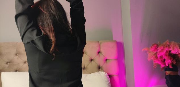 Model - Melissa_Pink mistress