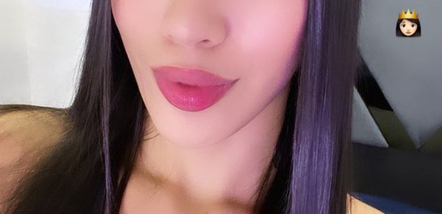 Model - KylieWhite joi