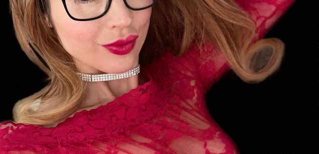 ASMR Showgirl squirt Model - ASMR Showgirl squirt