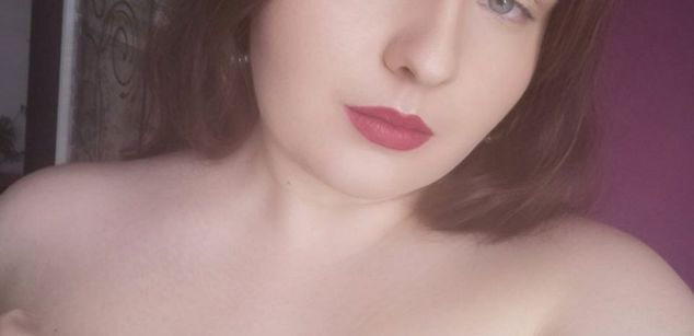 Model - Julia petite