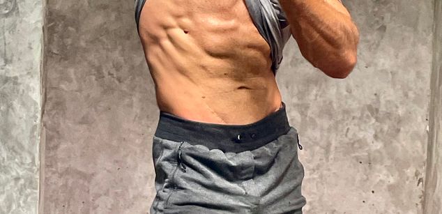 Ronnie_XXX sexyguy Model - Ronnie_XXX sexyguy