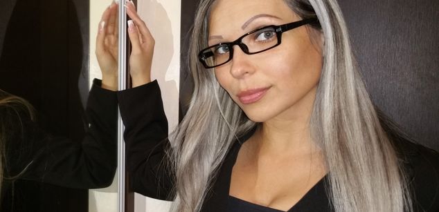 Model - Goddess Barbie Femdom Hottie joi