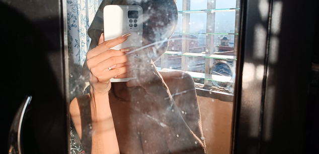 Model - Valen Hops zoom